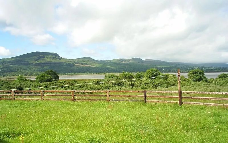 Thatched Country Cottage Overlooking Ballisodare Bay on the Wild Atlantic Way