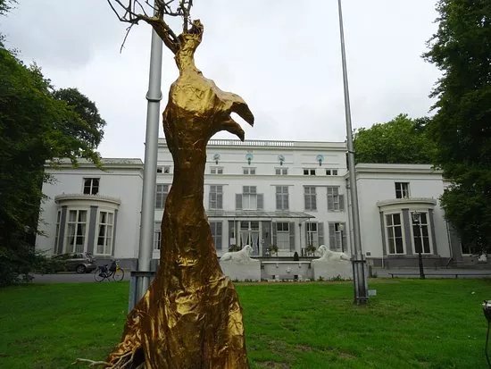Raadhuis De Paauw in Wassenaar
