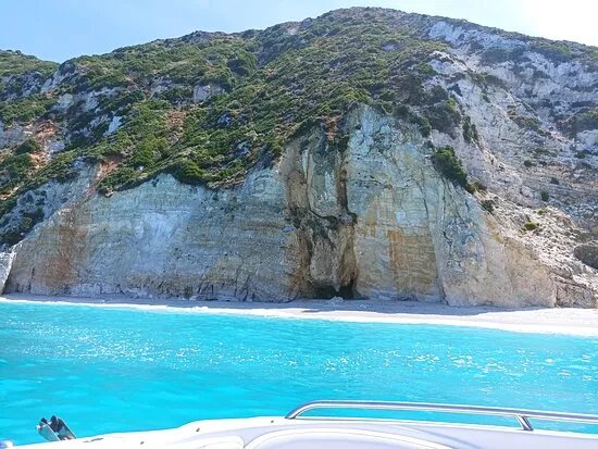 Halkes Petani Beach Kefalonia
