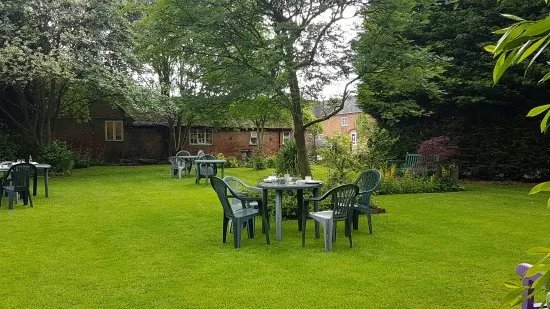 Whitemoors Antiques and Crafts Centre, Country Tea Rooms & Gardens