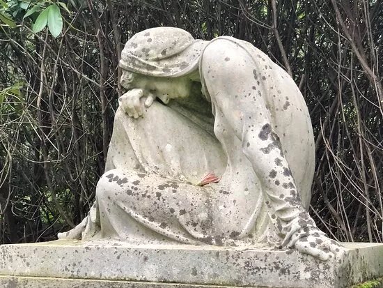 Johannisfriedhof
