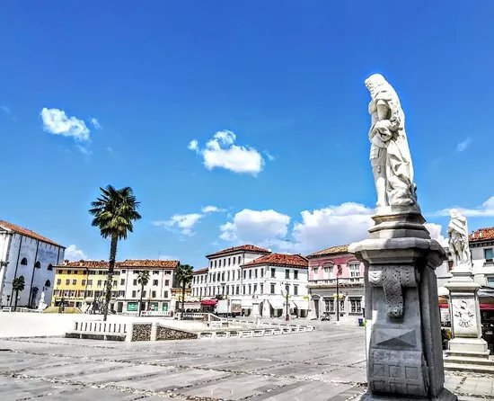 Piazza Grande di Palmanova - World Heritage Site
