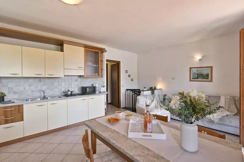 Michela 4  - Theater Home, with private garden and lake view