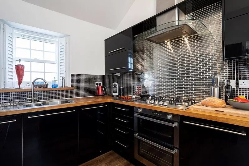 Finest Retreats | Walney Island Lighthouse