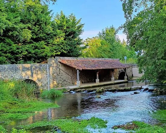 Lavoir De Quincay