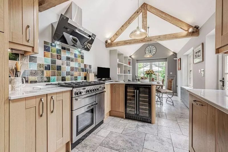 Two bedroom dog friendly holiday cottage in the Cotswolds - Keeley Cottage