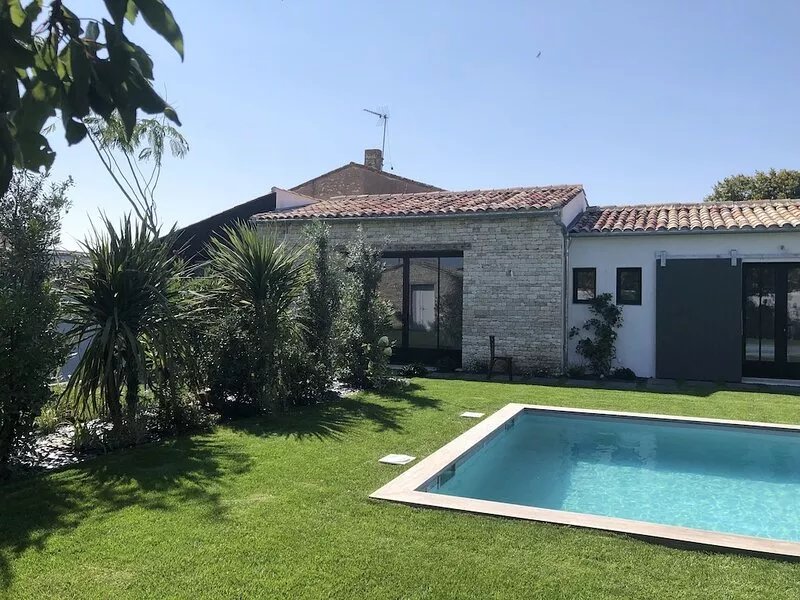 NEW! Exceptional villa in the heart of Saint Martin