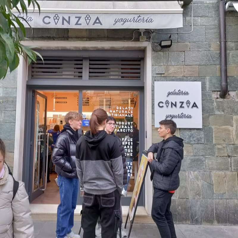 Cinzia - Gelateria Yogurteria