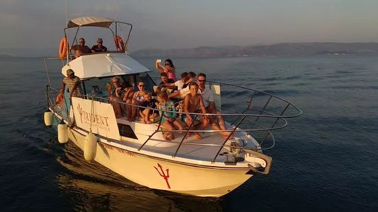 Trident SpeedBoat Cruises