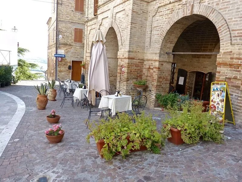 Stylish Townhouse in the midst of a beautiful hill top village