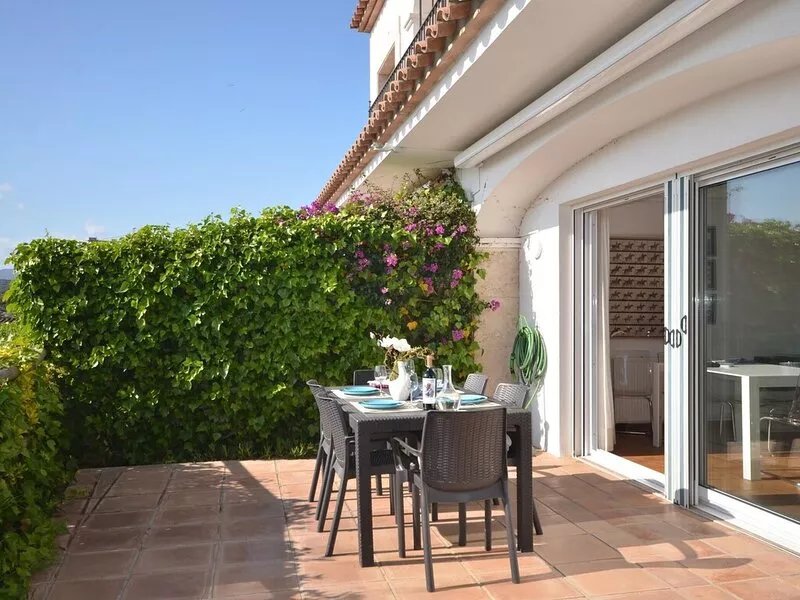 (R2131) FANTASTIC VIEWS, AIR CONDITIONING, POOL AND WIFI