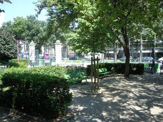 Square Henri Cadiou