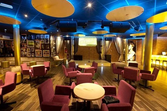 Riviera Music Lounge