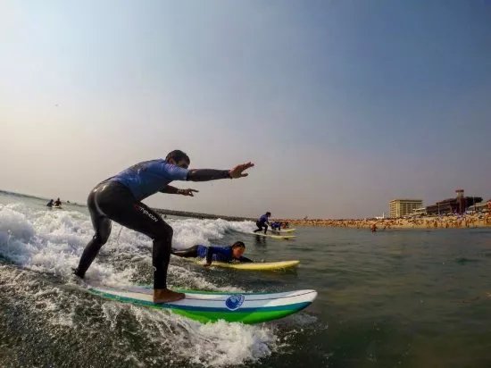 Academia do Mar Surf School