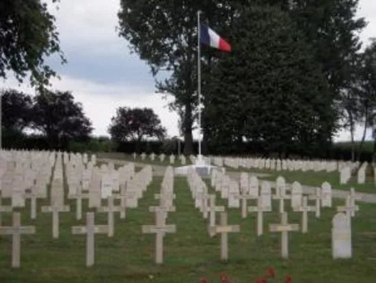 Cimetiere militaire francais