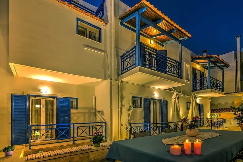 BBQ|Μπαλκόνι|42Mbps|King|Πίσω αυλή|Πλήρης κουζίνα-2