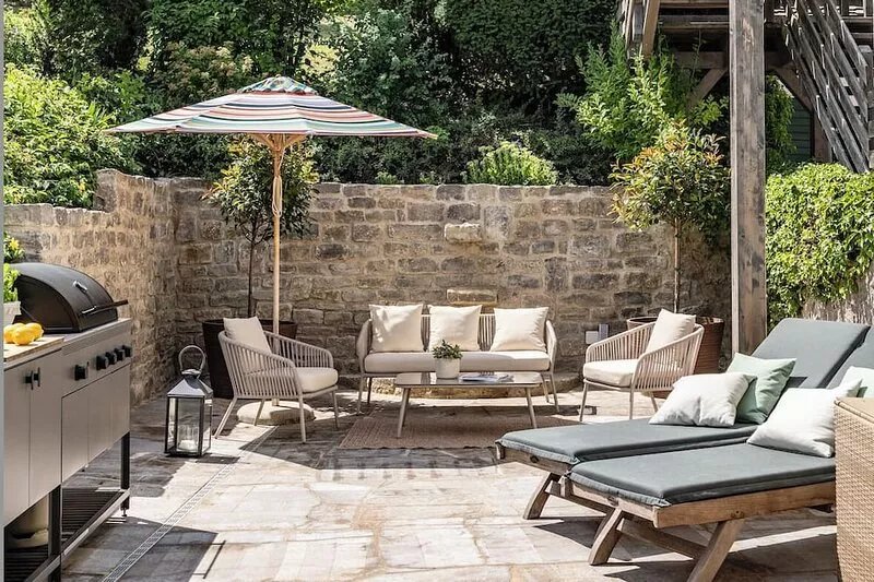 Exclusive vacation home with pool in a top location: The Johannishof