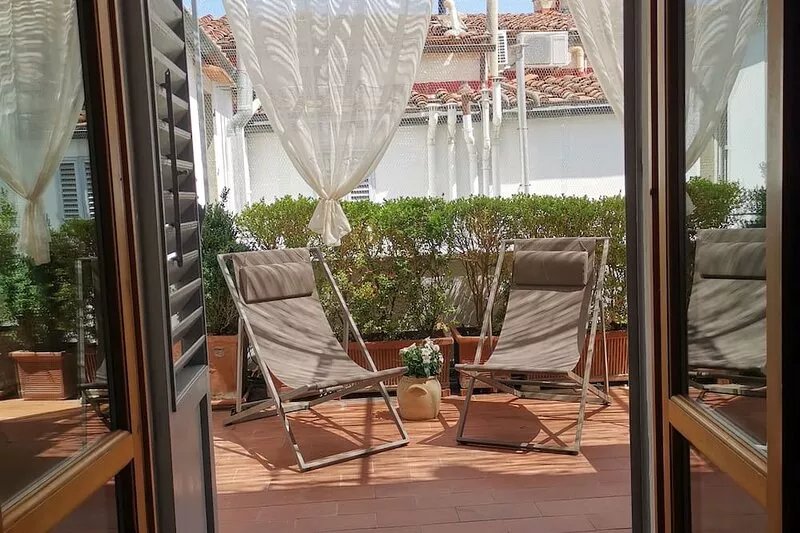 Delightful apartment with terrace in the heart of Florence