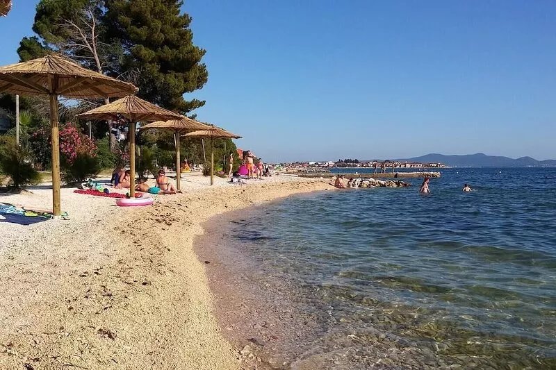 Two bedroom apartment with terrace Bibinje, Zadar (A-18110-a)