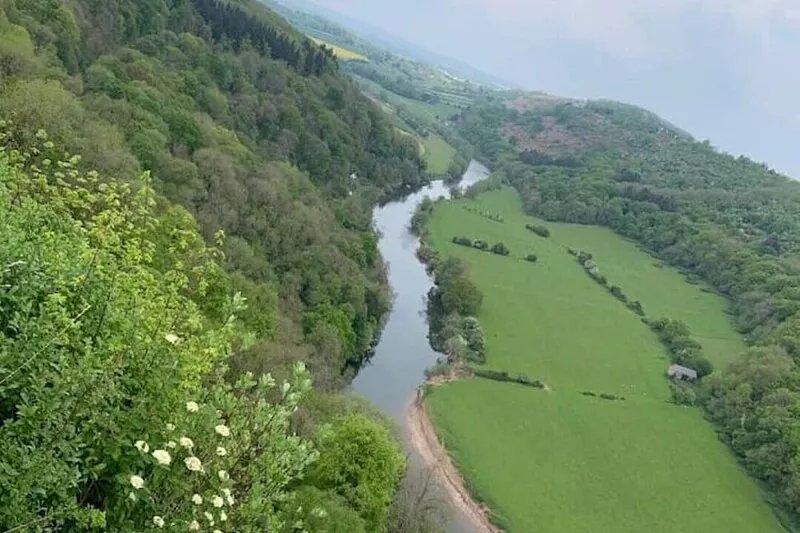 The Funky Pigsty-An adventure pet friendly paradise, Situated in the Wye Valley!