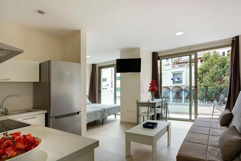 Apartment Albamar 1C with Mountain View, Wi-Fi, A/C, Balcony & Terrace