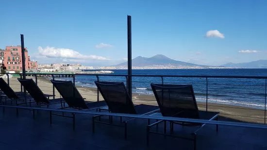Pausilya Therme di Donn'Anna a Posillipo