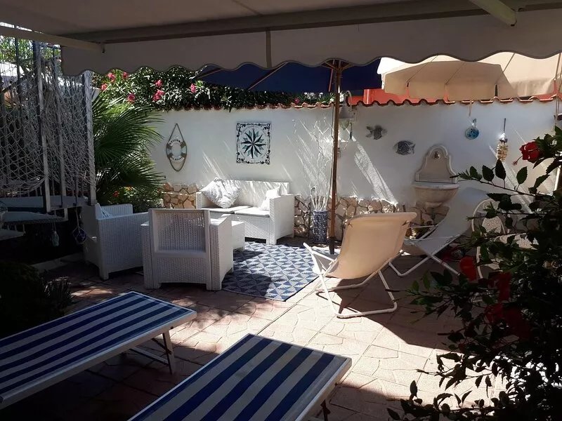 Domus Claudio Garden - Studio apartment with private garden
