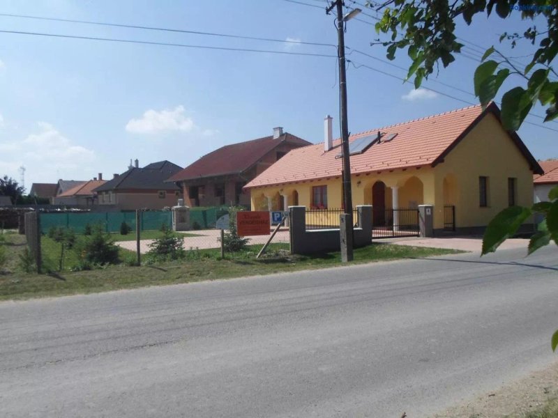 Kiserdo Vendeghaz