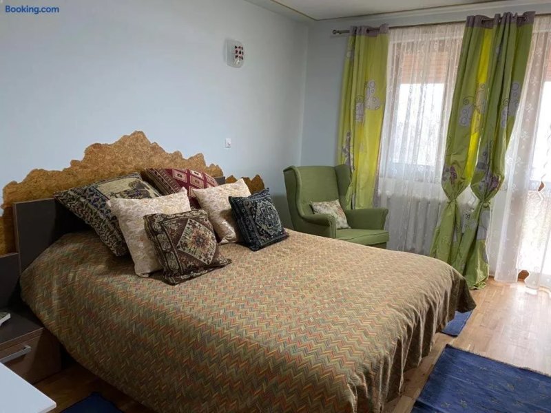 Casa de Sub Magura