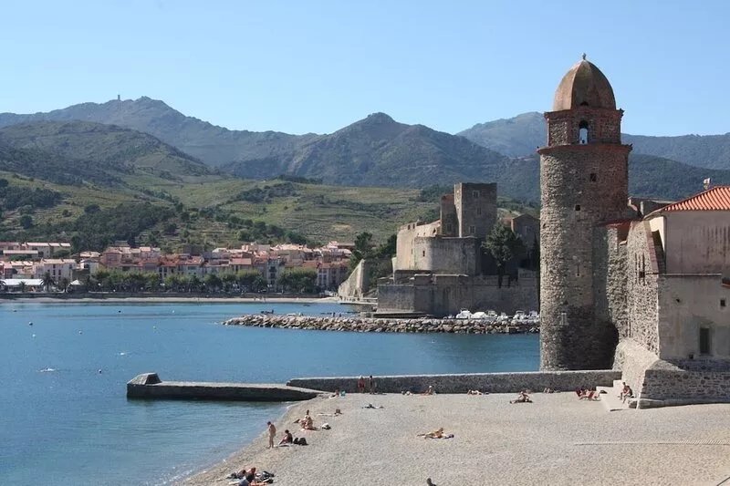 Villa with pool and stunning views in quiet area and near beaches