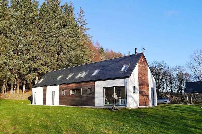 Laundry Cottage -  a house that sleeps 8 guests  in 4 bedrooms