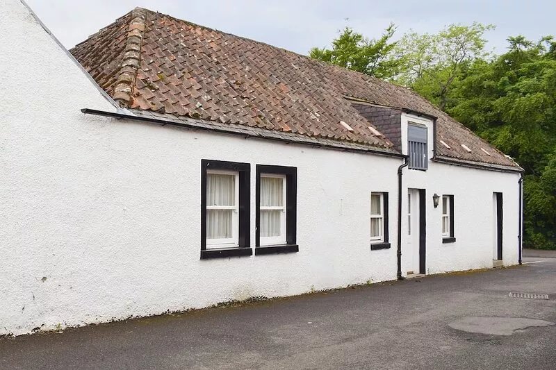 2 bedroom accommodation in Muckhart, near Gleneagles