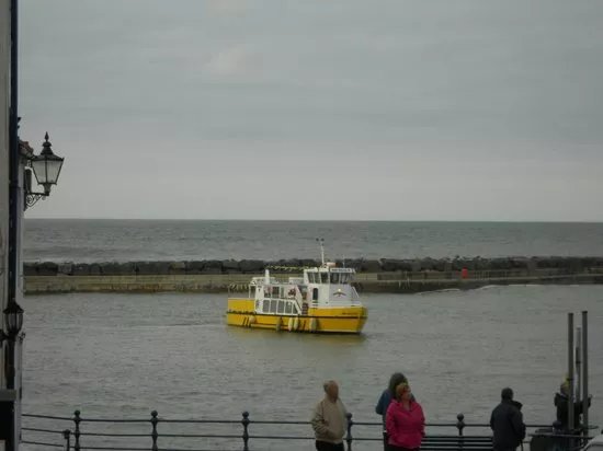 Esk Belle II Coastal Cruises