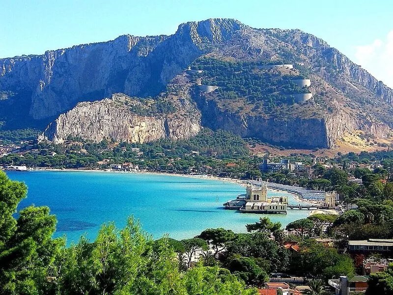 New elegant Villa EMANUELE in Mondello Beach