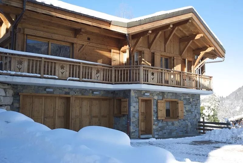 Superb chalet classified 5 ***** 10 people promotion. At the gates of the sun