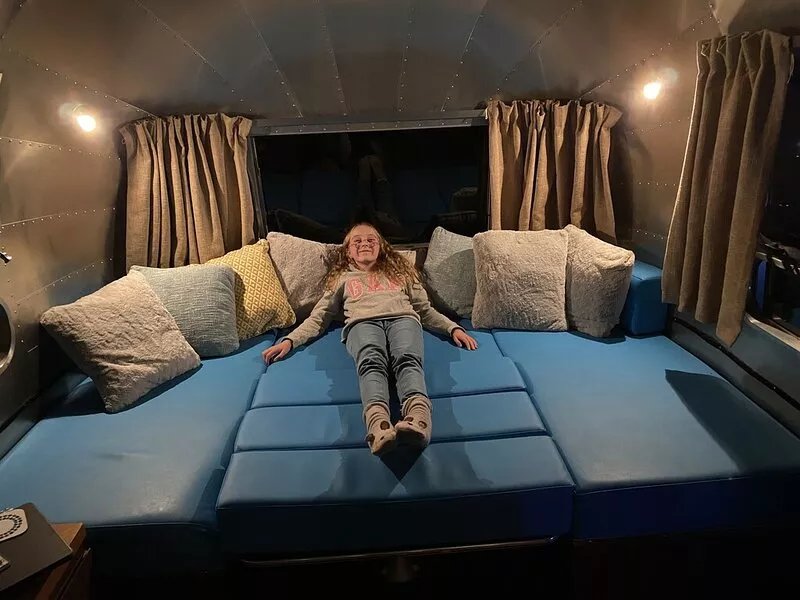 Melissa Belle is a luxury, Vintage Airstream that is based in Etties Field