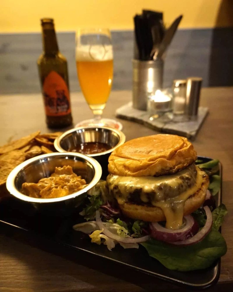 Bomber Bar