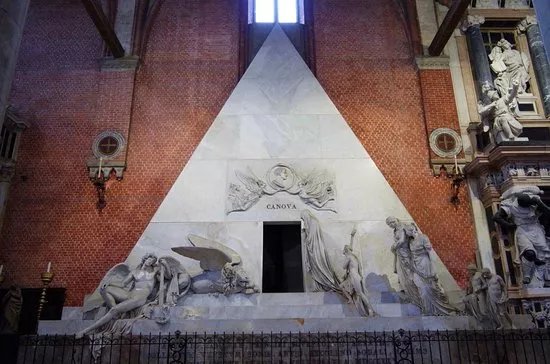 Tomba di Antonio Canova
