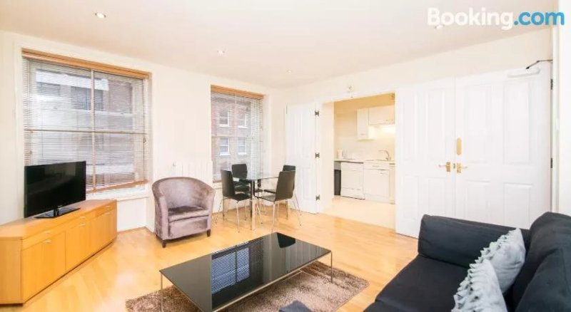 Primestay Baker Street Residences