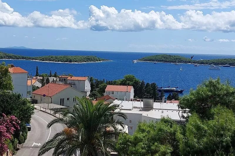 Apartments Zvonimir (40781-A1) - Hvar - island Hvar