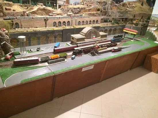 Plastici Ferroviari Cidneo e Villa d'Alme