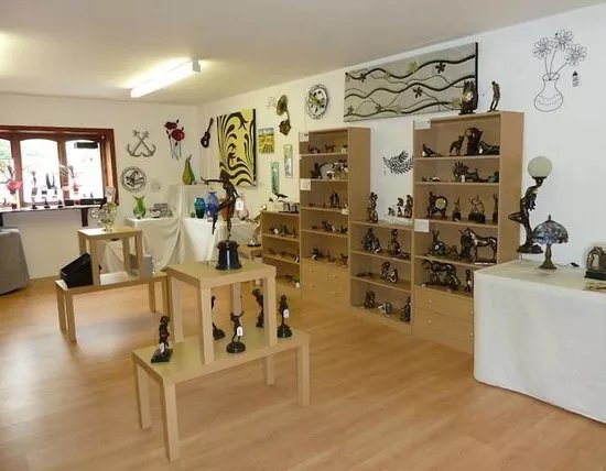 Bronze Barn Gallery