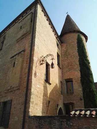 Le Chateau de Belves