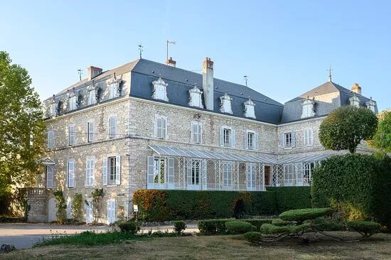 Chateau d'Etroyes