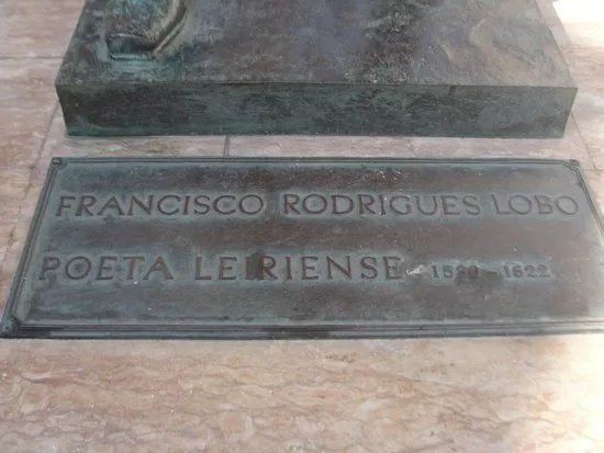 Estatua Francisco Rodrigues Lobo