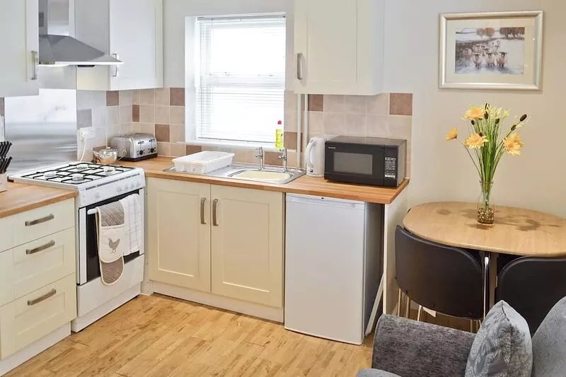 This holiday property is an ideal base for visiting Colchester, Mersea Island