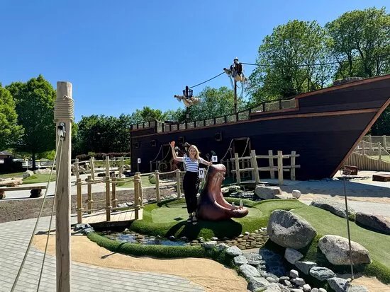 Pirate"s Island Adventure Minigolf Hamburg