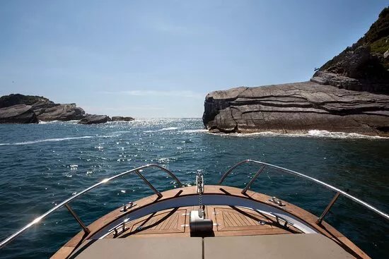 Aphrodite Cinque Terre Boat Tours