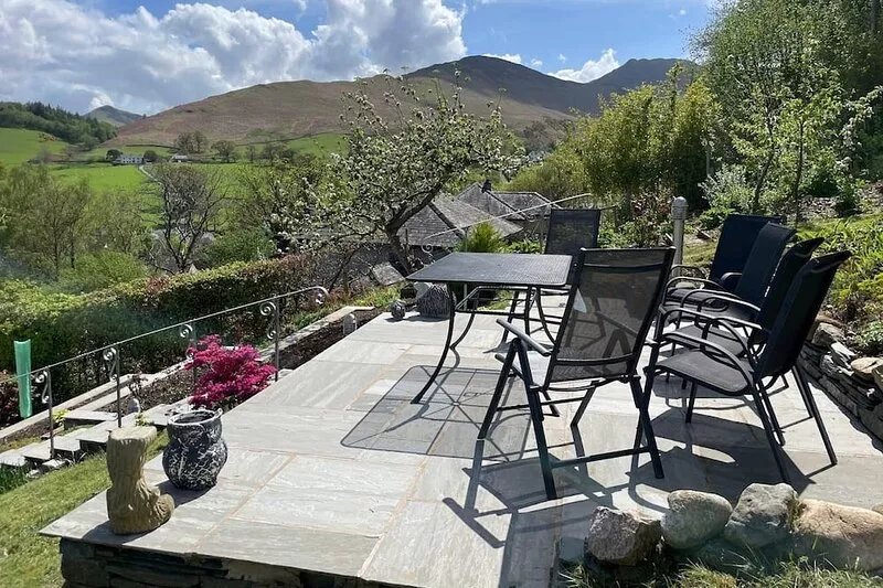 Three Peaks  -  a bungalow that sleeps 6 guests  in 3 bedrooms