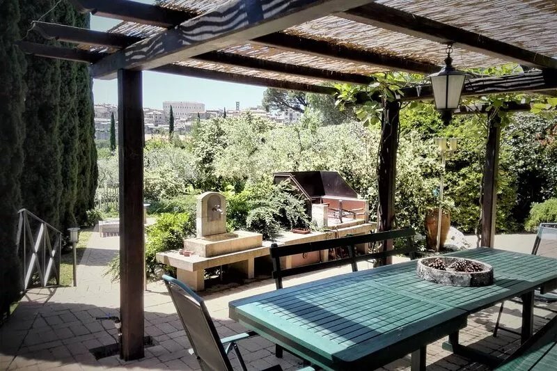 Magnificent, luxurious historical villa with private swimming pool, sleeps 11